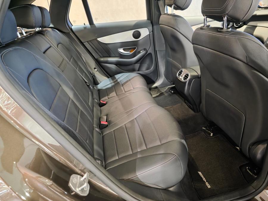 GLC250 4 Matic - Image 4
